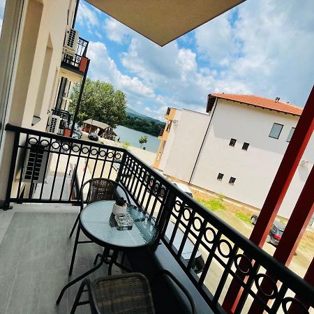 Apartmani Zivkovic Srebrno Jezero Veliko Gradiste Bagian luar foto