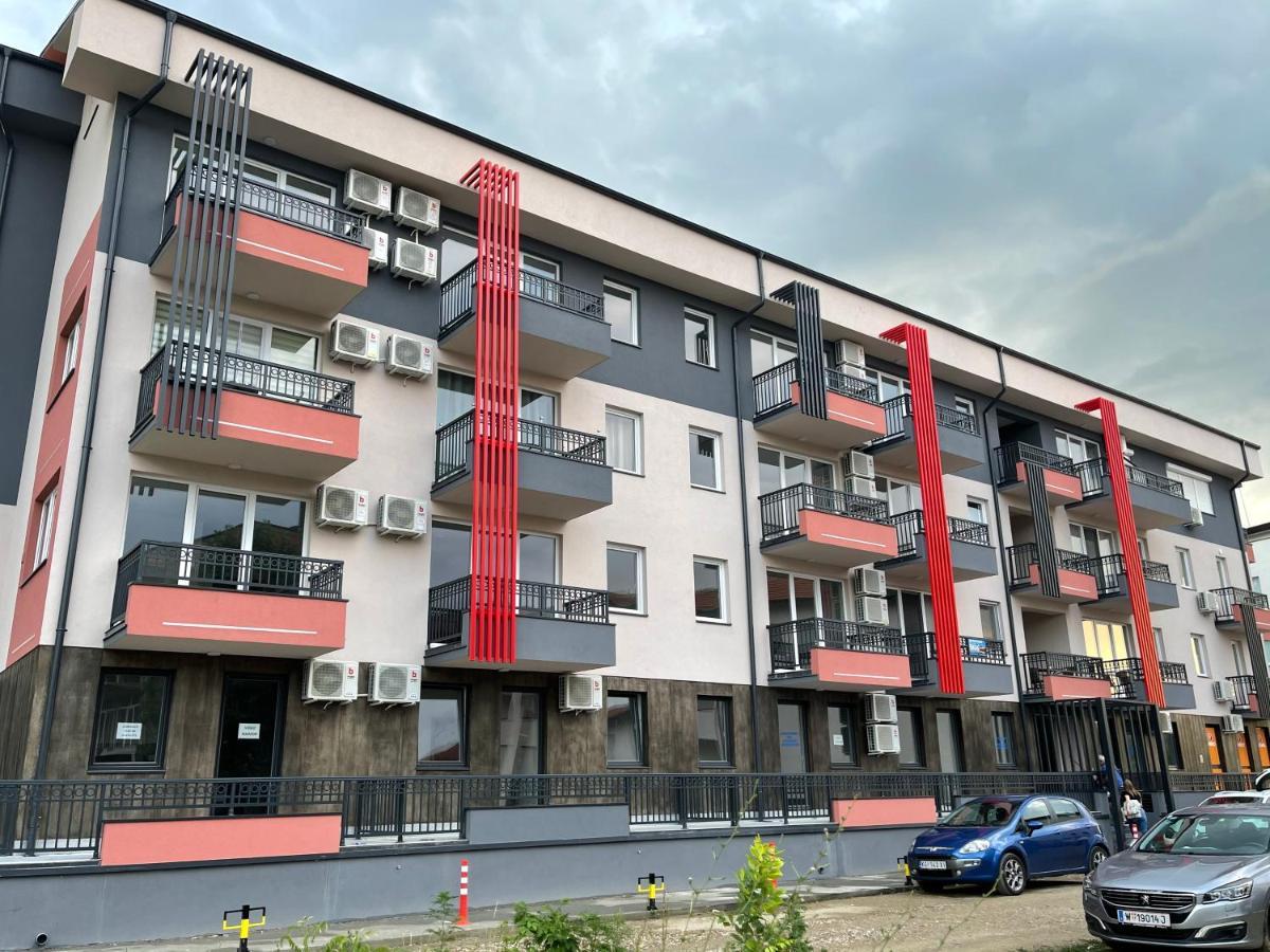 Apartmani Zivkovic Srebrno Jezero Veliko Gradiste Bagian luar foto