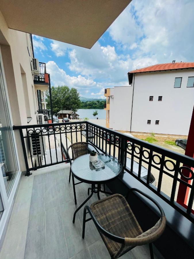 Apartmani Zivkovic Srebrno Jezero Veliko Gradiste Bagian luar foto