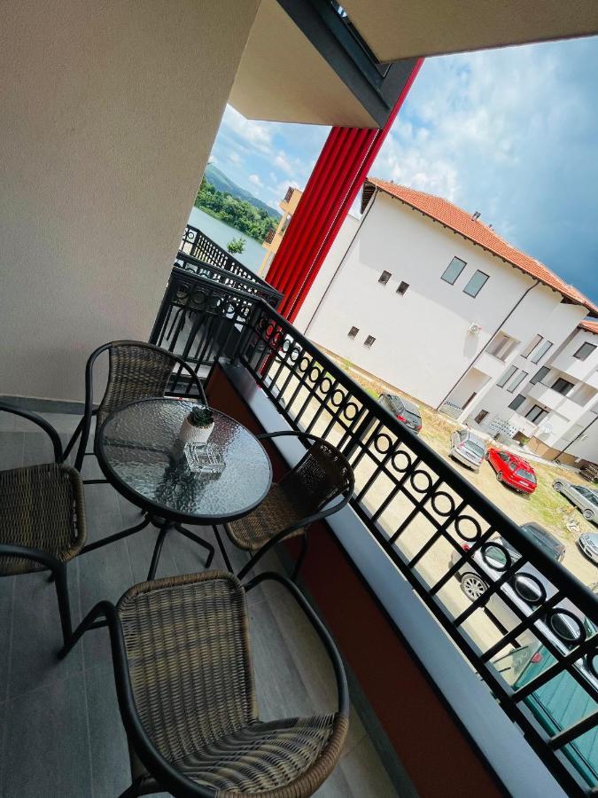 Apartmani Zivkovic Srebrno Jezero Veliko Gradiste Bagian luar foto
